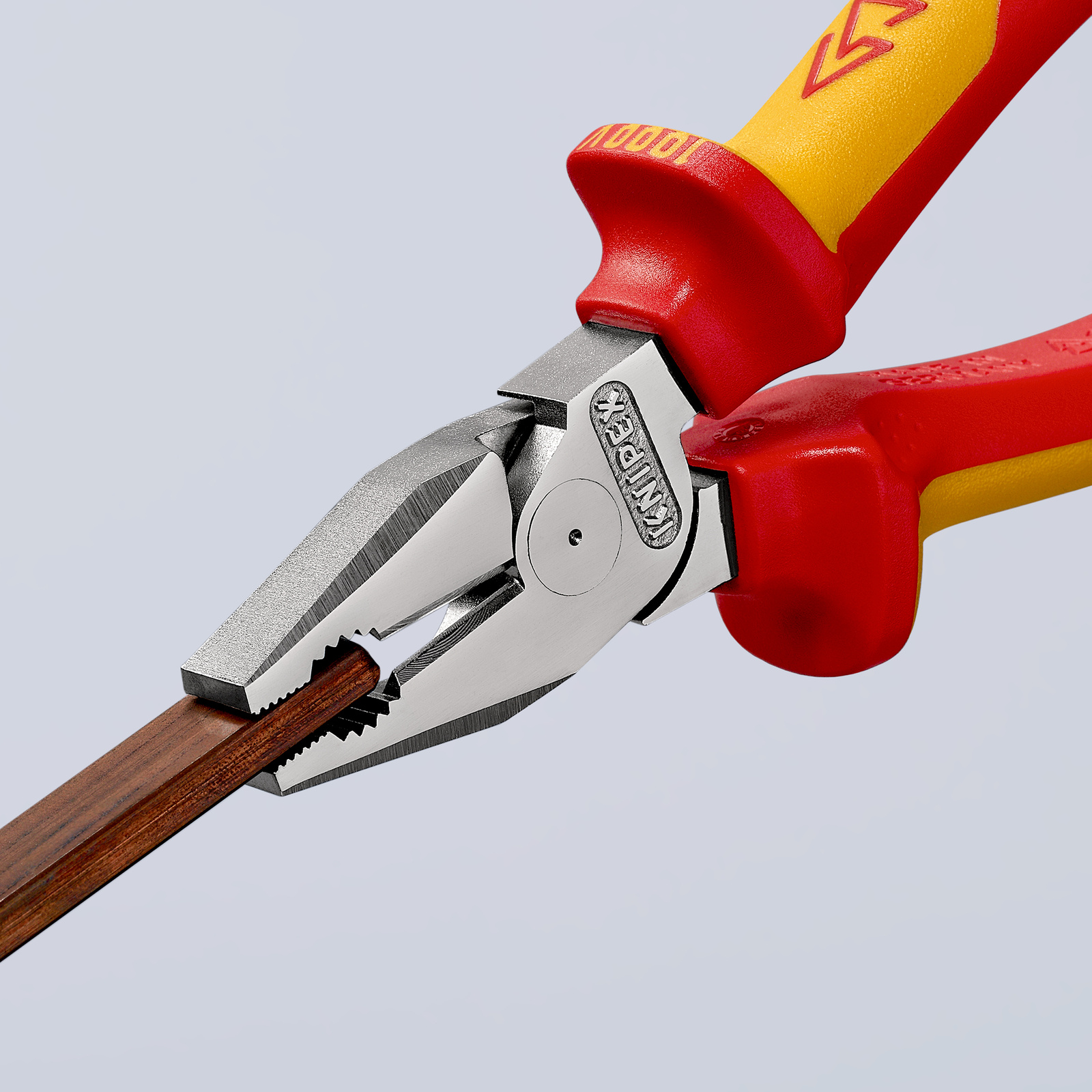 Pince universelle à forte démultiplication 180mm - Bi-matière - Chromée - 1000V KNIPEX - 0206180