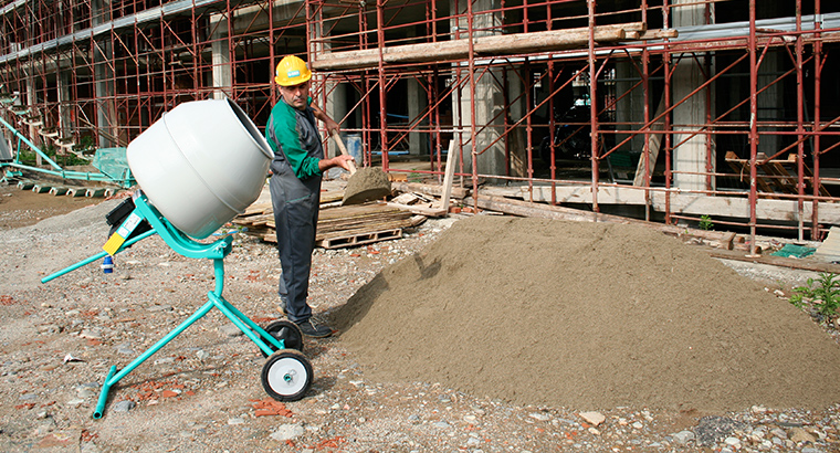 Bétonnière Minibeta électrique IMER cuve 100L malaxage 1/2 sac 01016606