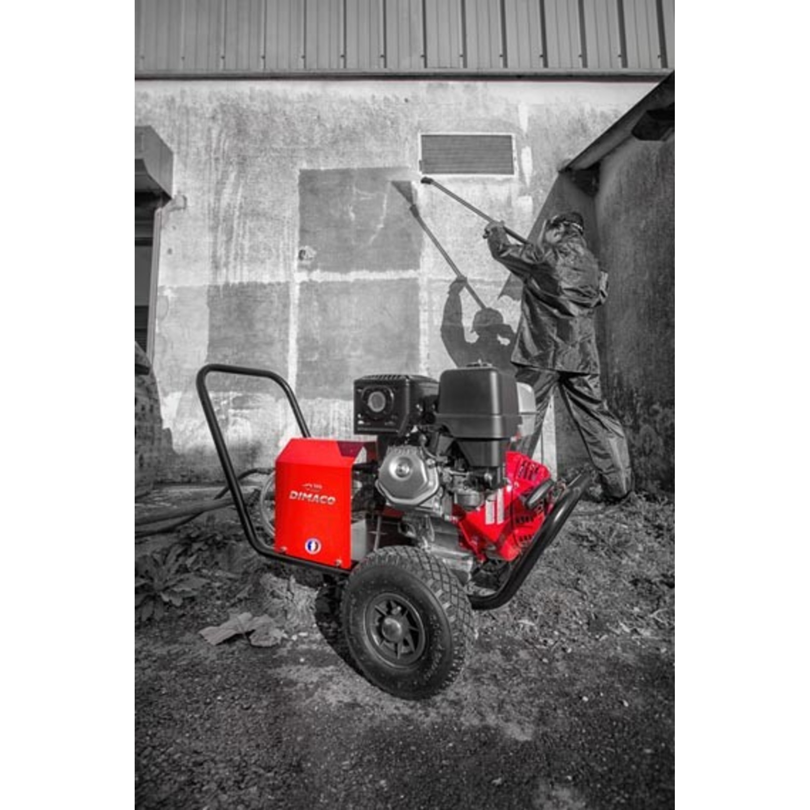 NETTOYEUR HP 900 L/H 240 B MOTEUR ESSENCE HONDA 13 CV AVEC ENROULEUR ABS + 20 M FLEXIBLE DIMACO - TSL15240HEP