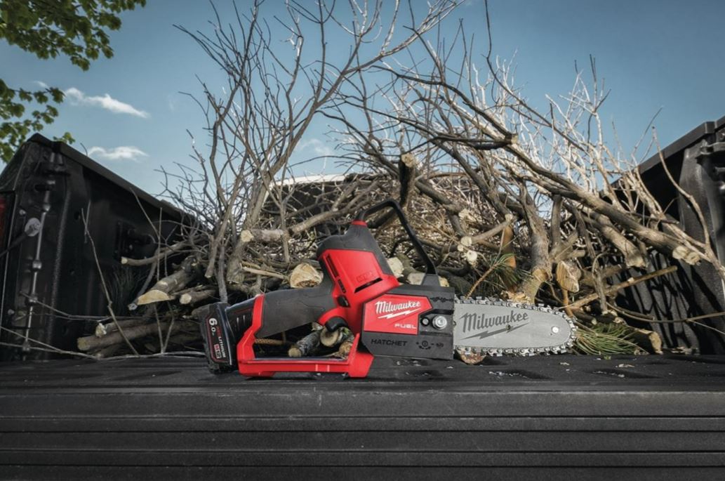Elagueuse MILWAUKEE HATCHET à chaine 12V, sans batterie ni chargeur M12 FHS-0 - 4933472211