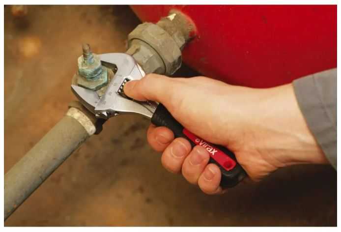 LOT CLE A MOLETTE 8 + PINCE MULTI 240MM