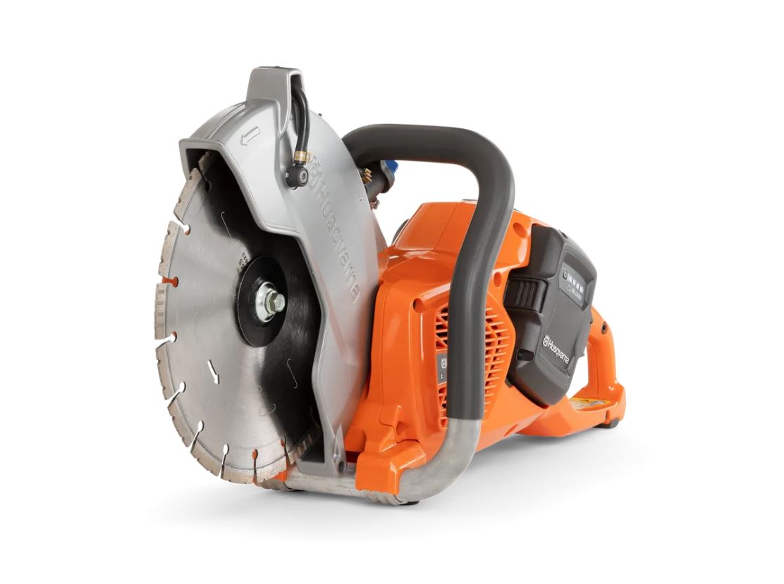 Découpeuse à batterie HUSQVARNA 36V Ø 250MM prof de coupe 100MM K540i 970664001