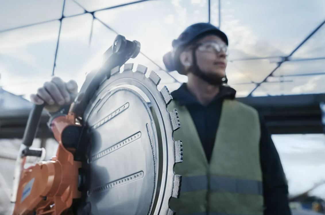 Découpeuse K 7000 RING HAUTE FREQUENCE profondeur de coupe 270mm HUSQVARNA - 970449801