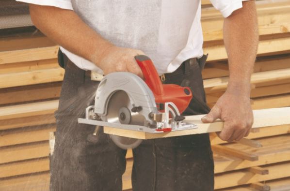 CS 55 - SCIE CIRCULAIRE, 1050W, 55MM. LI - MILWAUKEE - 4933403635