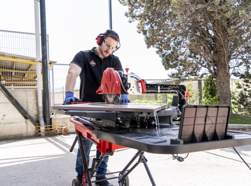 Scie électrique DT-250 MAX RUBI long. coupe 90 cm, épais. de coupe 90 mm 58909