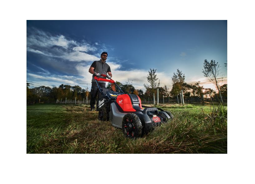 TONDEUSE À GAZON AUTOTRACTÉE MILWAUKEE M18 FUEL 46 CM F2LM46-0 SANS BATTERIE 4933492010