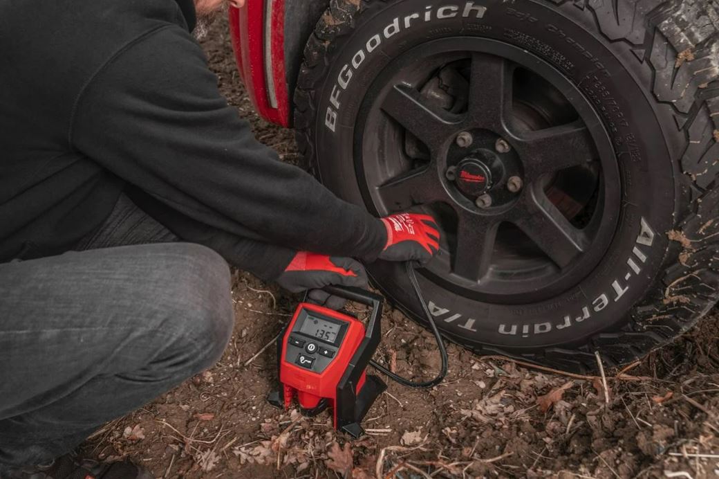 Compresseur gonfleur 12V MILWAUKEE, sans batterie M12 BI-0 - 4933464124