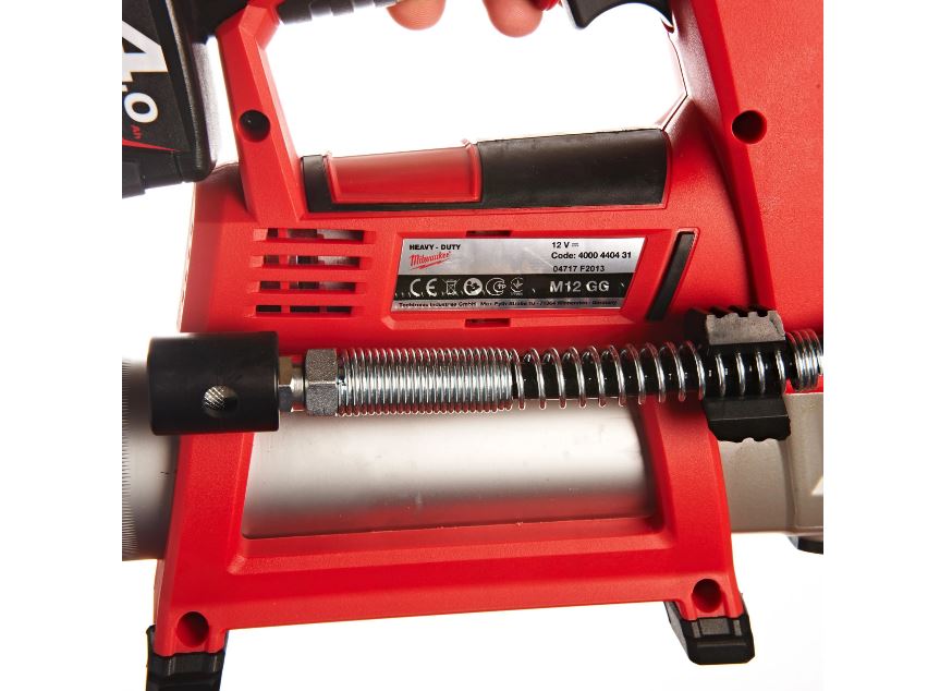 Pompe à graisse MILWAUKEE 12V batterie 4,0 Ah et chargeur M12 GG-401B - 4933441675