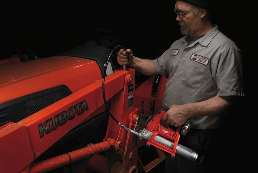 Pompe à graisse MILWAUKEE 12V batterie 4,0 Ah et chargeur M12 GG-401B - 4933441675