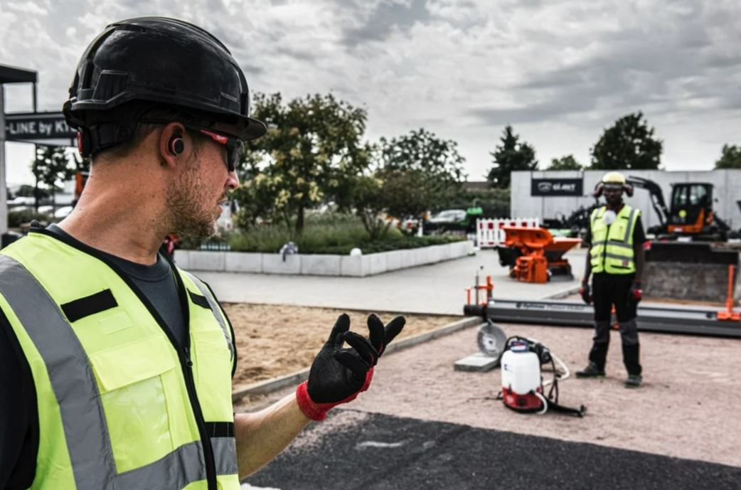 ÉCOUTEURS BLUETOOTH MILWAUKEE RÉDUCTION DE BRUIT - L4 RLEPB-301 - 4933478750 