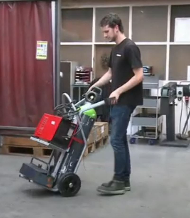 Diable pour poste à souder avec roue increvable MATADOR - 14595