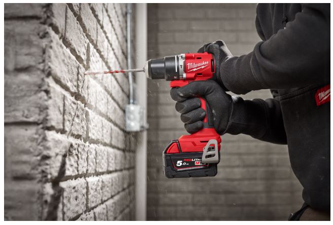 PERCEUSE VISSEUSE 18V COMPACTE MILWAUKEE BRUSHLESS M18 BLDDRC-0 SANS BATTERIE - 4933492831