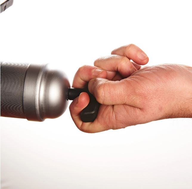 Pompe à graisse MILWAUKEE M18 GG-201C 18V 2 Ah avec batterie - 4933440490