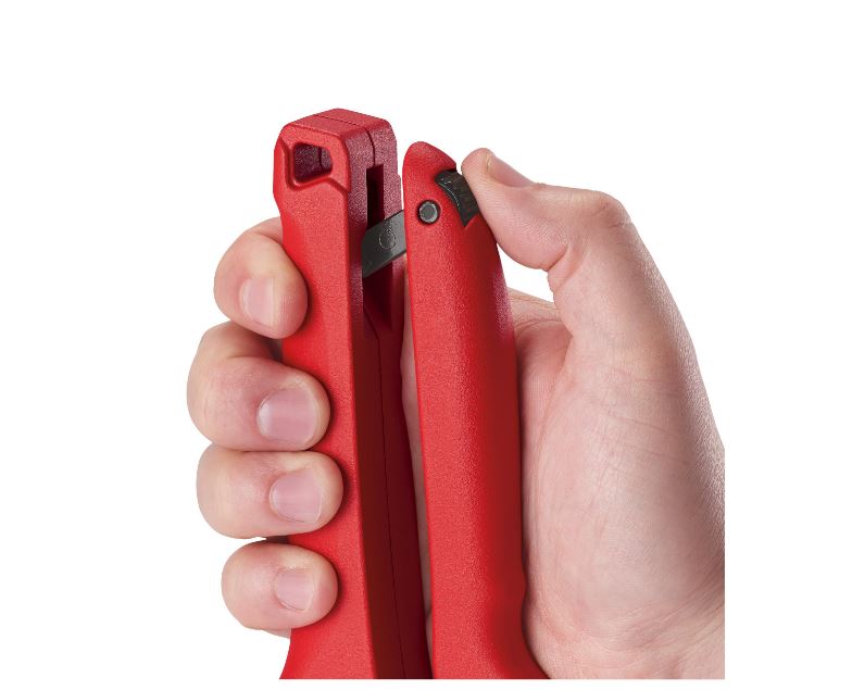 Coupe tube PVC 60 mm à cliquet MILWAUKEE ACCESSOIRES - 4932453379