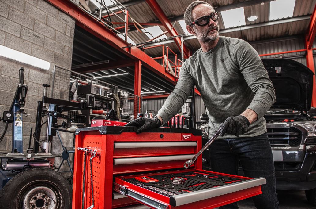 SERVANTE 7 TIROIRS MILWAUKEE TOOLGUARD SANS OUTILS - 4932478849