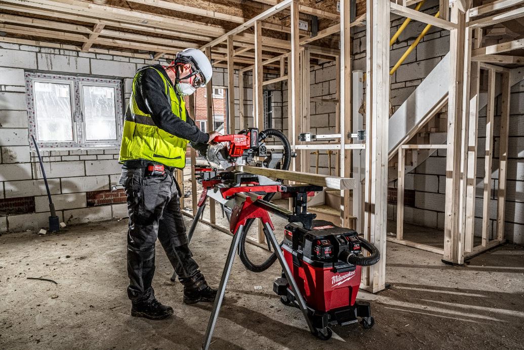 Aspirateur 18V 23L Classe L MILWAUKEE sans batterie ni chargeur 4933478964