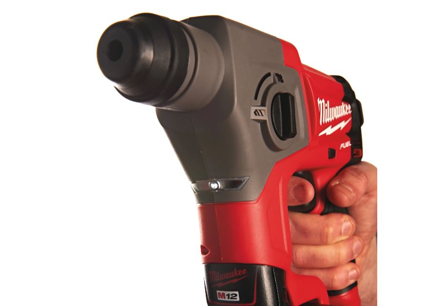 Perforateur SDS+ 1J MILWAUKEE CH-402X 12V avec batterie 4Ah 4933446049