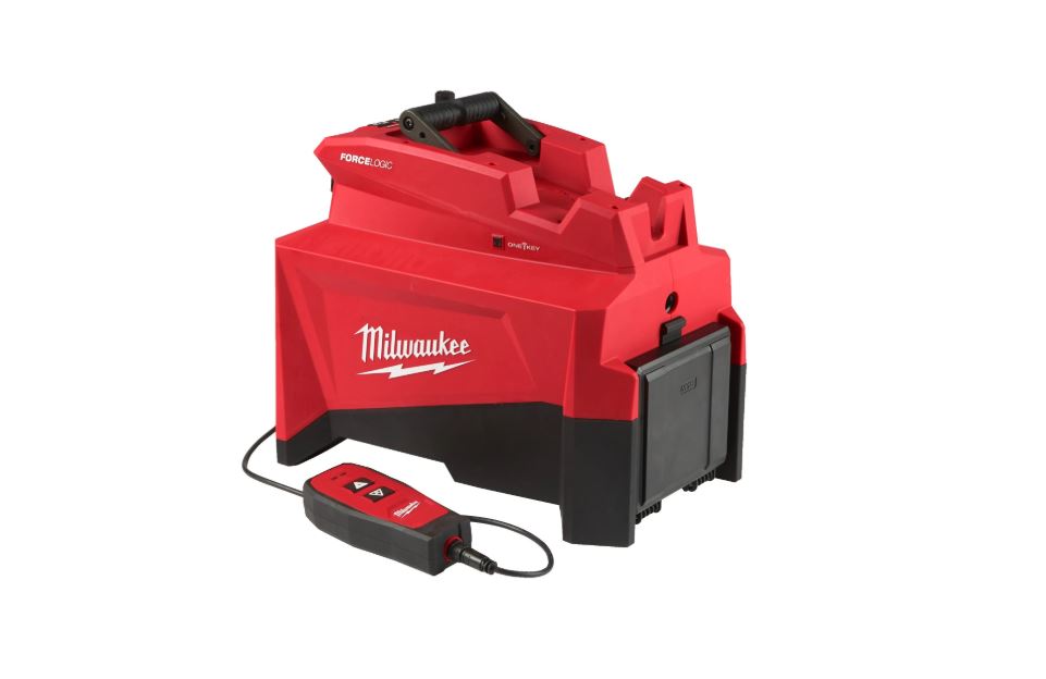 Pompe hydraulique 700Bar MILWAUKEE avec batterie 12Ah 4933471813