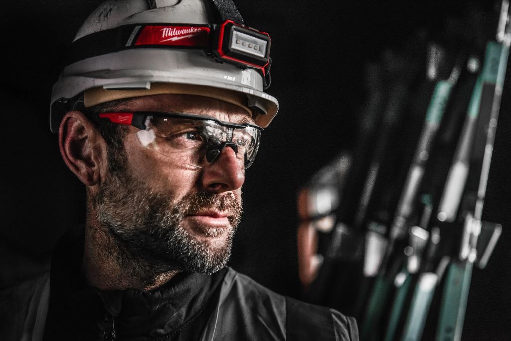 Lunettes de sécurité MILWAUKEE anti-rayures anti buée 4932478763