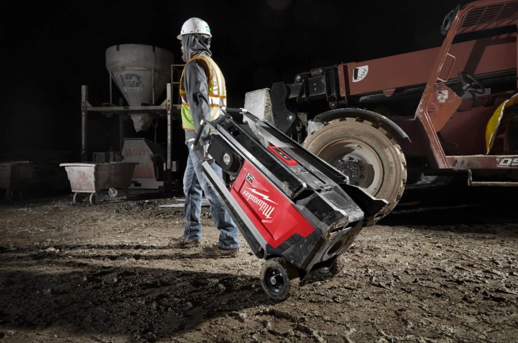 Projecteur de chantier professionnel 3m MILWAUKEE MX FUEL TL-601 4933471844