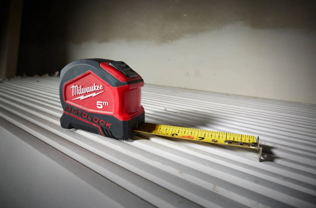 Mètre ruban MILWAUKEE 5 m/ 25 mm Autolock 4932464663