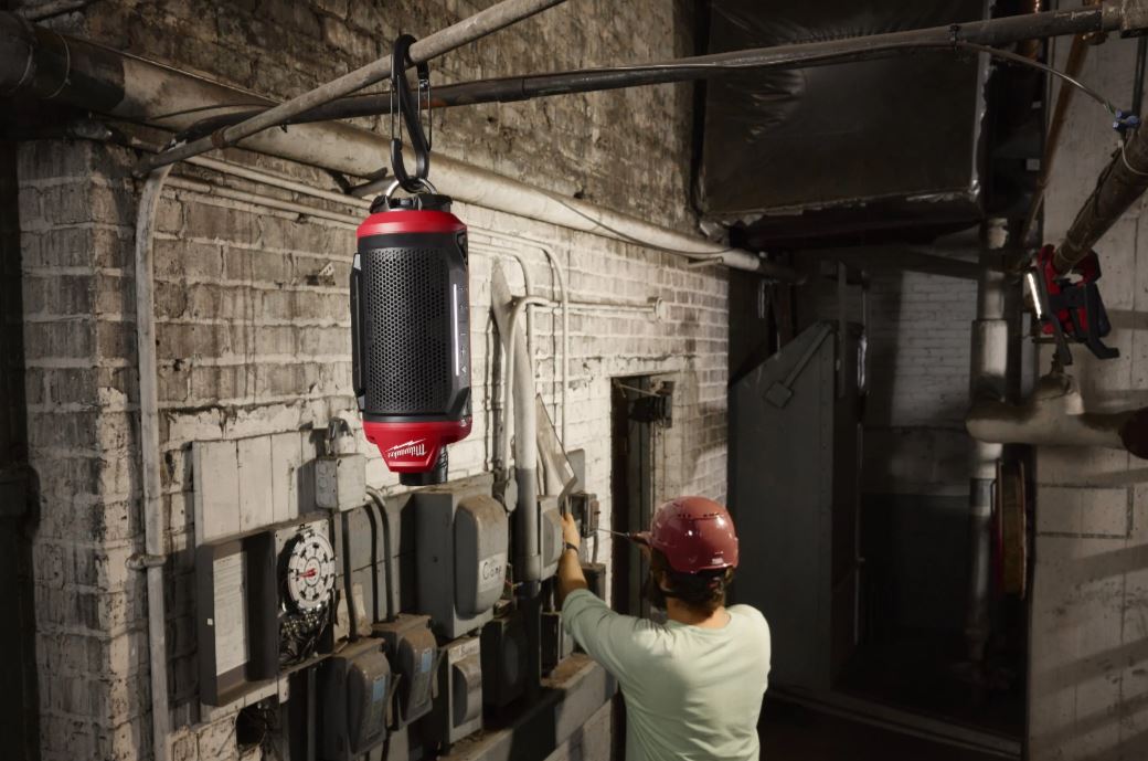 ENCEINTE DE CHANTIER MILWAUKEE BLUETOOTH 12 VOLTS M12 SPEJSG2-0 4933498433