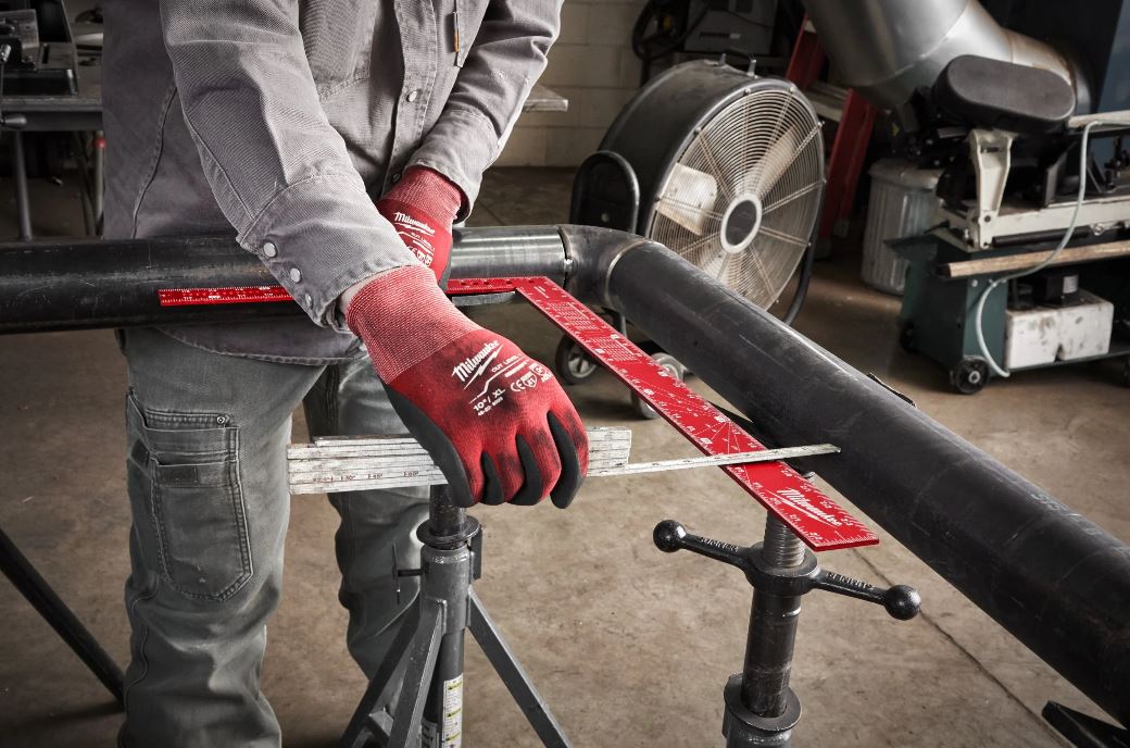 ÉQUERRE DE CHARPENTIER MILWAUKEE 4932498718