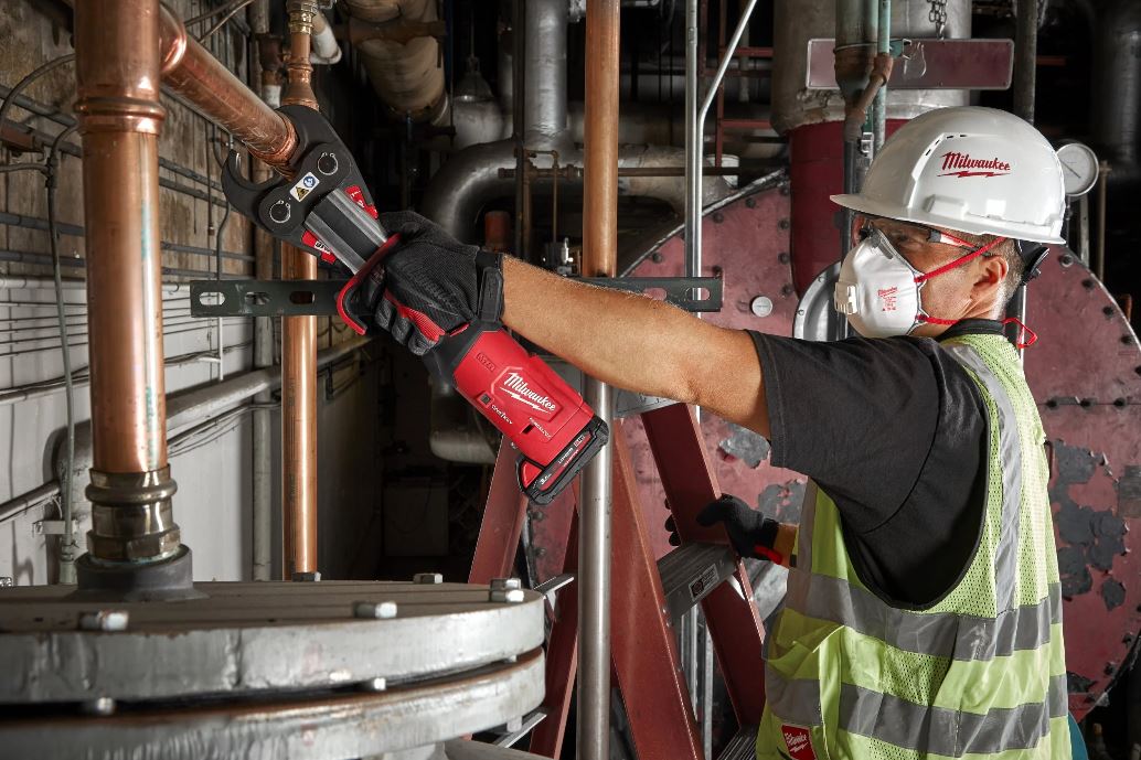 Sertisseuse hydraulique Milwaukee matrice th 18v 2 batteries 3ah 4933478307