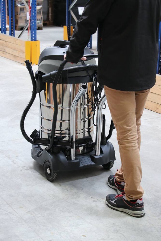 Aspirateur eaux et poussières 80l 230v 3 SCHNEIDER - 50008