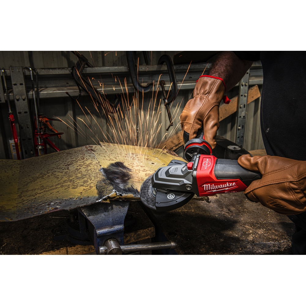 Brosse coupe sur tige inox ondule M14 100x10 0,35 MILWAUKEE - 4932501749