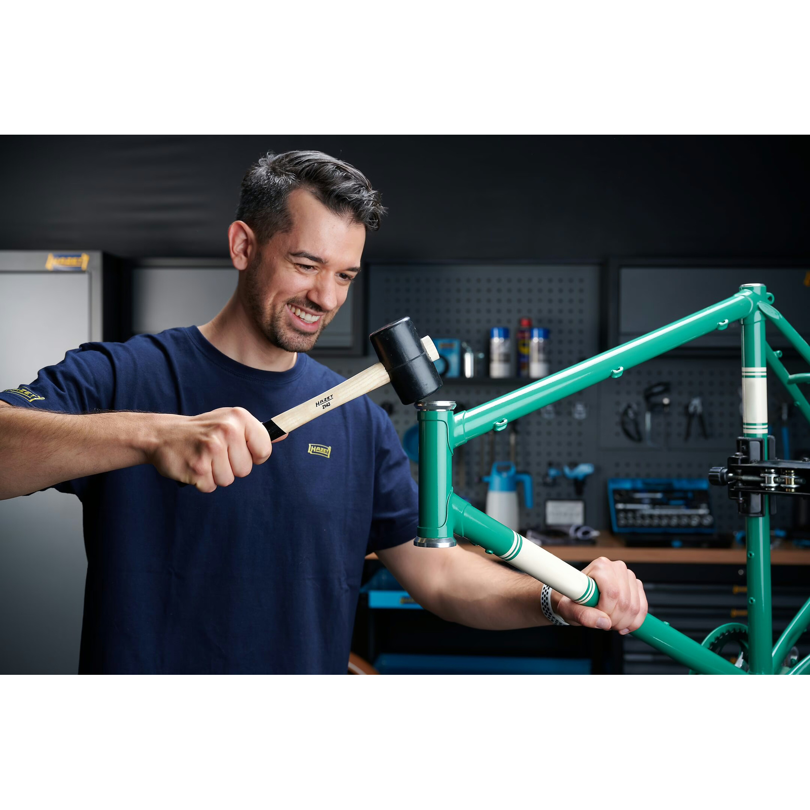Marteau caoutchouc dur 340 mm manche frêne DIN 5128 HAZET - 2143-1