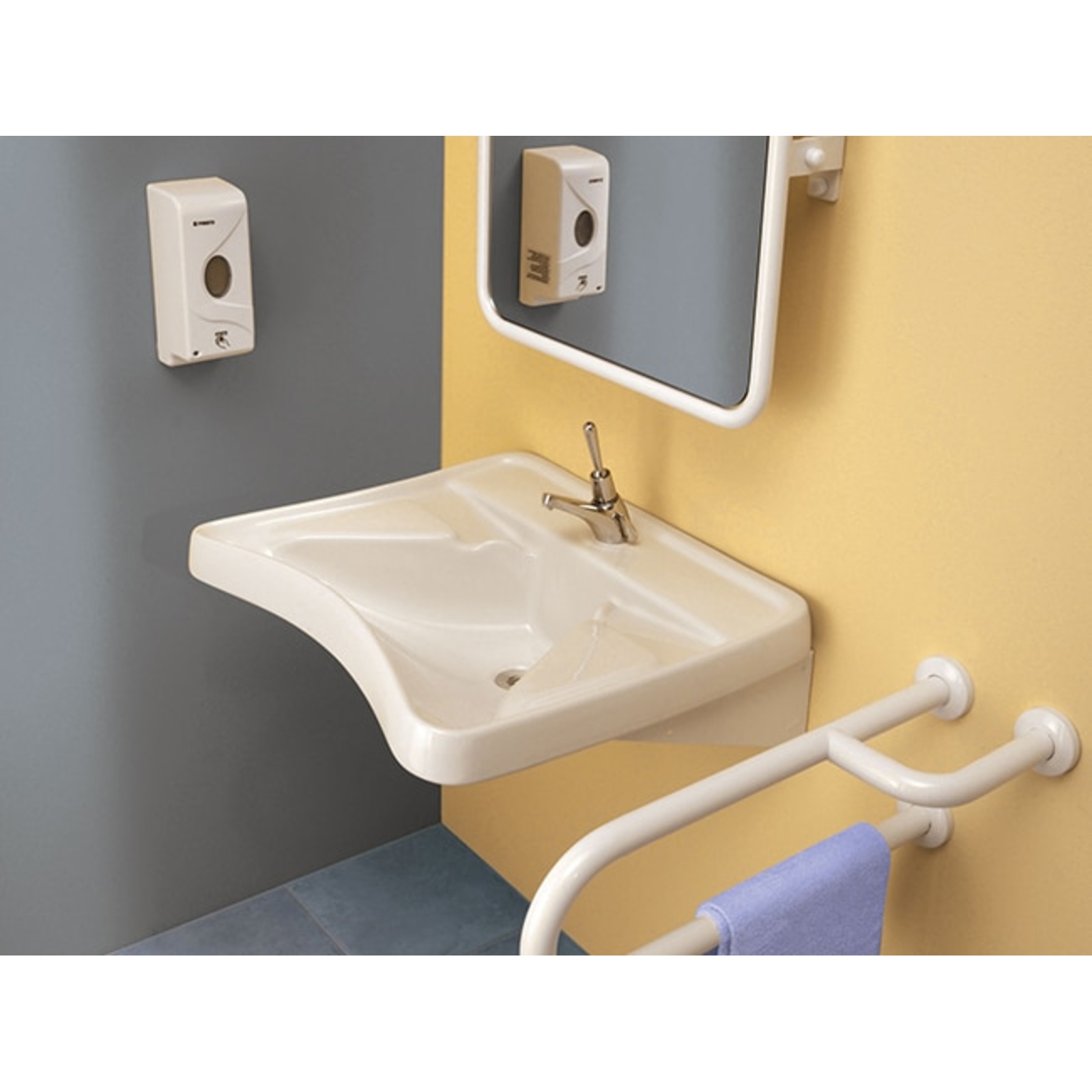 Robinet simple lavabo temporisé 15s chaud G1/2 sur plage PRESTO - 64622