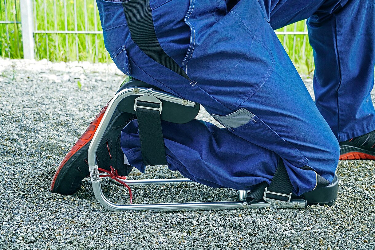 SIEGE DE GENOUX ERGONOMIQUE KNEESEAT KS PROBST - 51800135