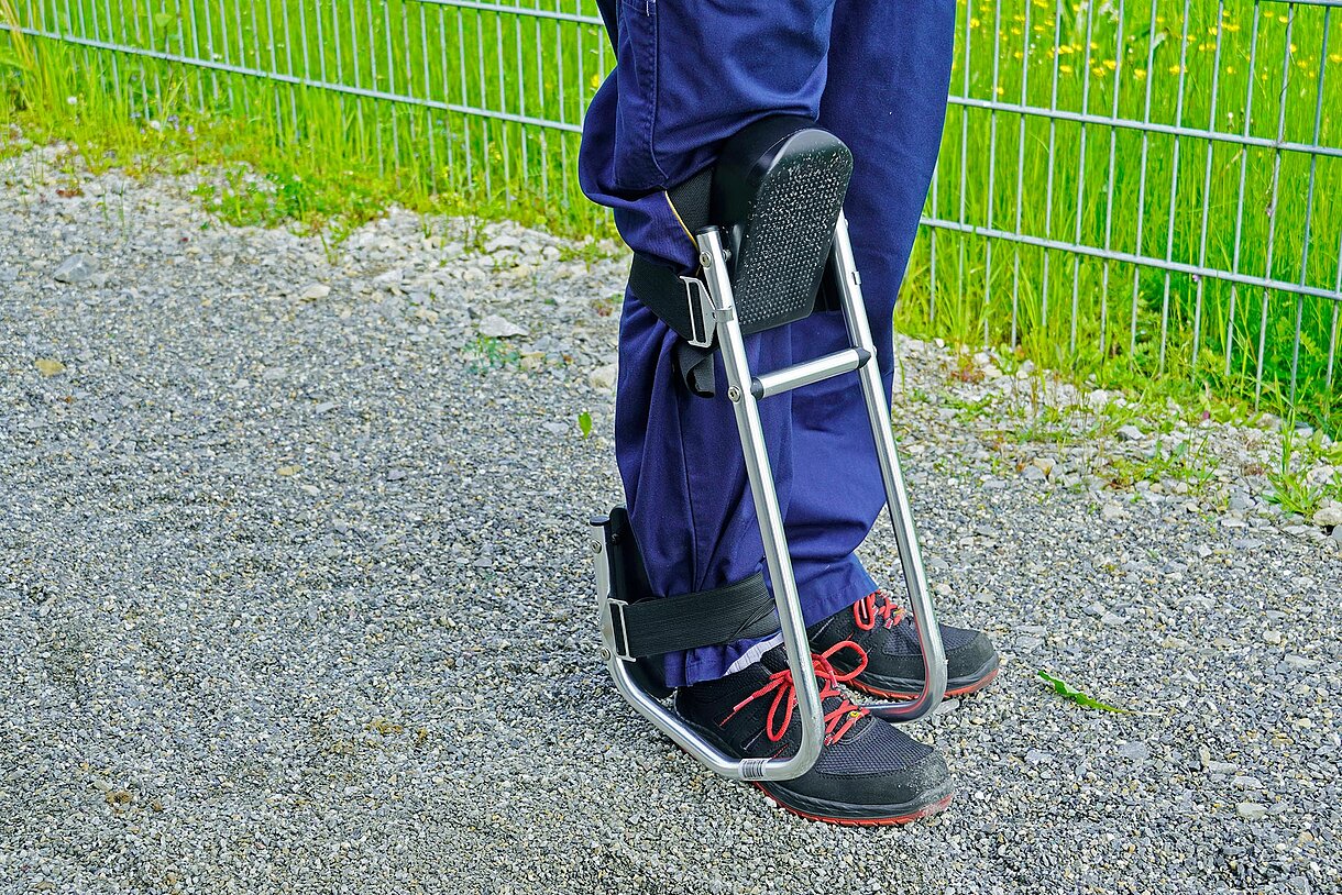 SIEGE DE GENOUX ERGONOMIQUE KNEESEAT KS PROBST - 51800135