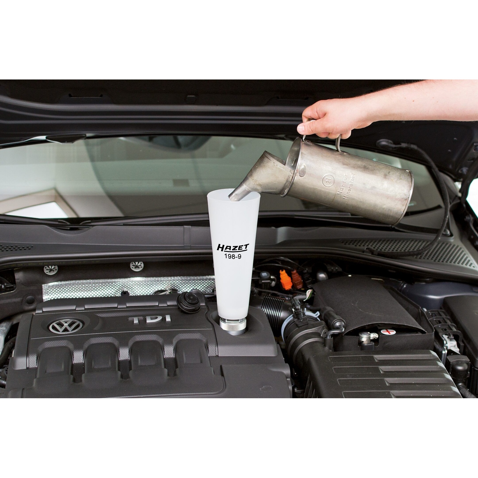Entonnoir remplissage huile moteur 1 l avec adaptateurs en aluminium HAZET - 198-9