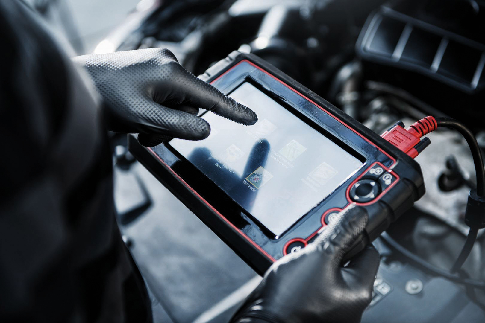 Gants jetables ambidextres nitrile 240mm 0,18mm noir T8 - Boîte de 50 pcs MERCATOR - 65152