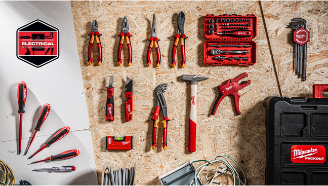 SET PACKOUT ELECTRICIEN 62 PIECES MILWAUKEE + TROLLEY