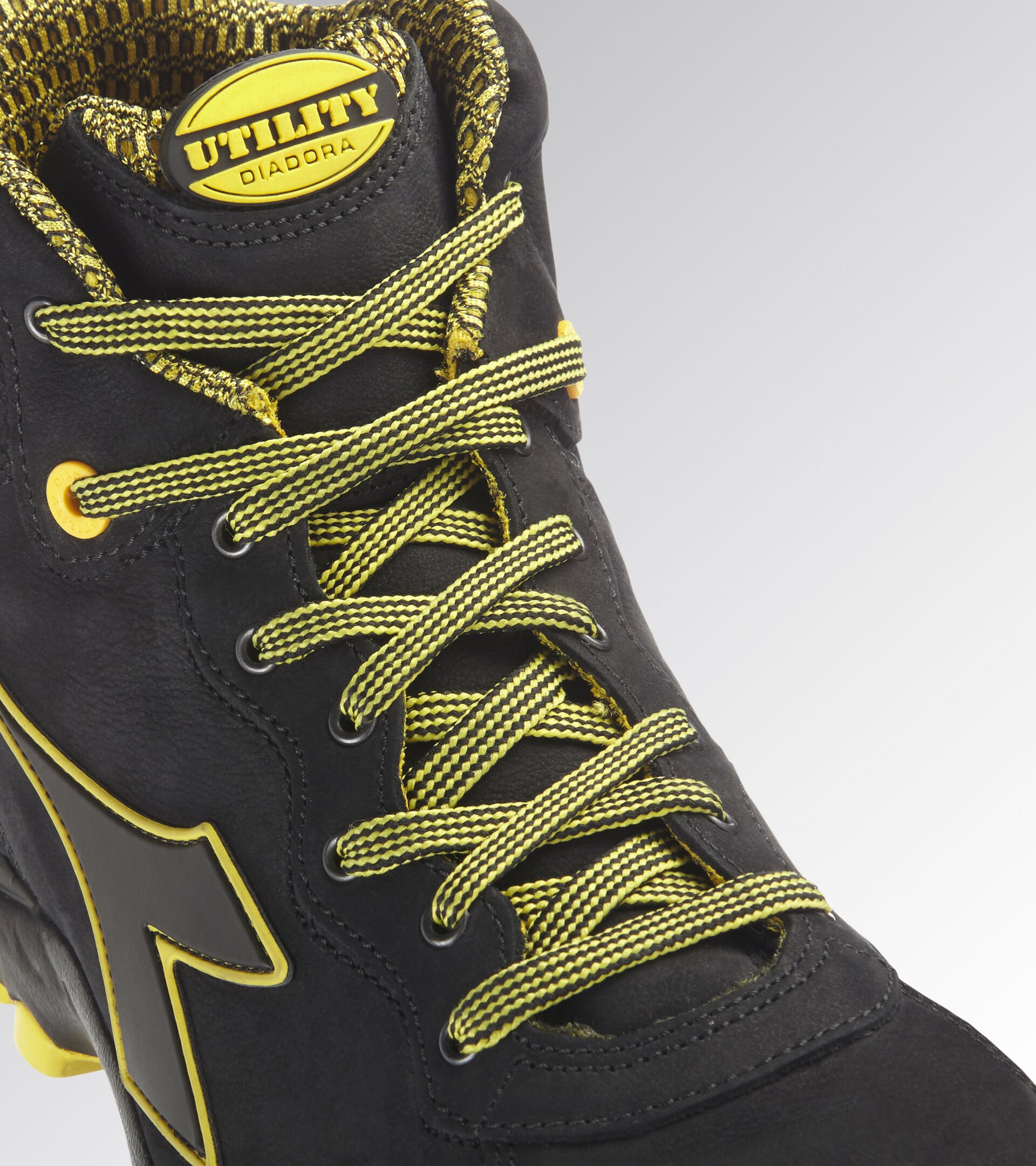 Chaussure de sécurité montante noire DIADORA UTILITY BEAT DA2 MID S3S FO HRO SR - 18116680013