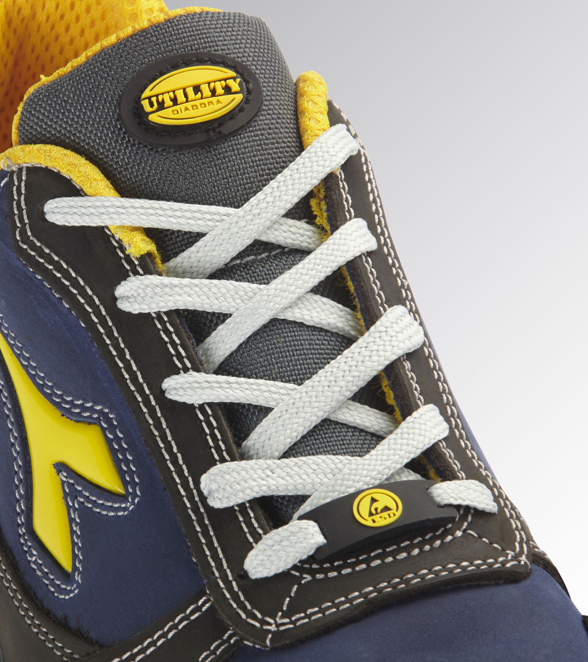 Chaussure de sécurité basse gris-bleu DIADORA UTILITY RUN LOW S3 SRC ESD - 175303C4906