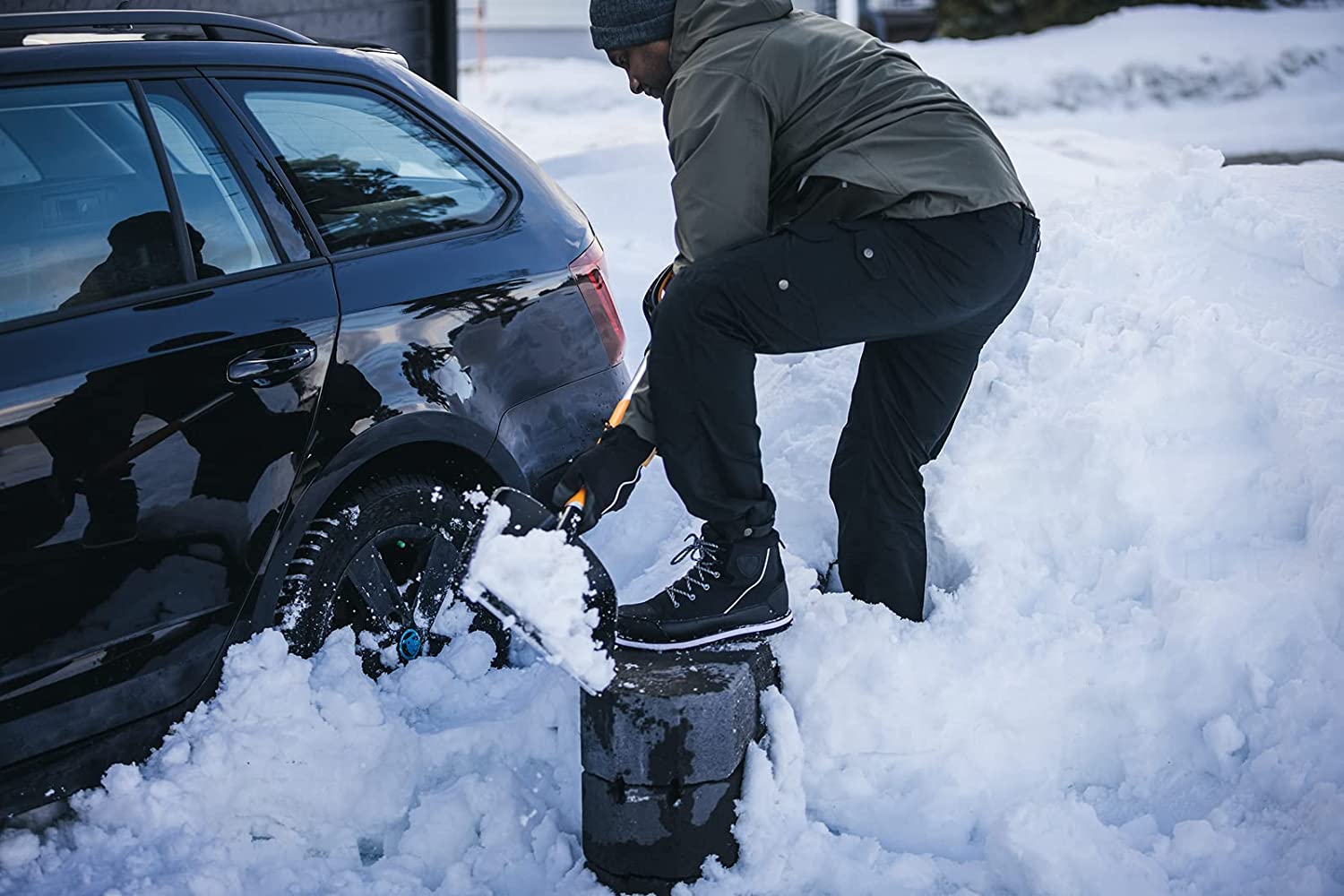 PELLE A NEIGE FISKARS POUR VOITURE X-SERIES - 1057393