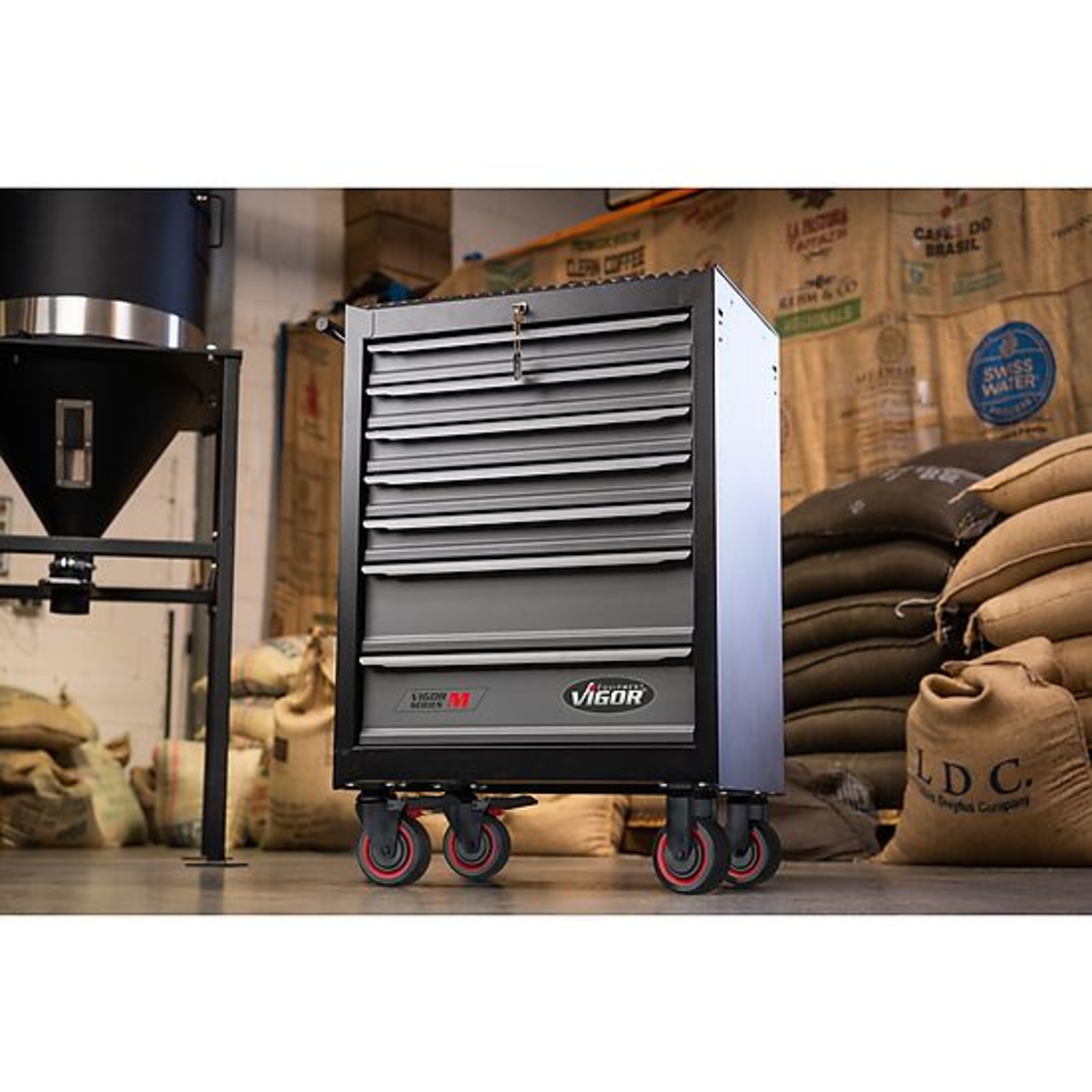 Servante d'atelier séries M avec assortiment  VIGOR - V2379N/210