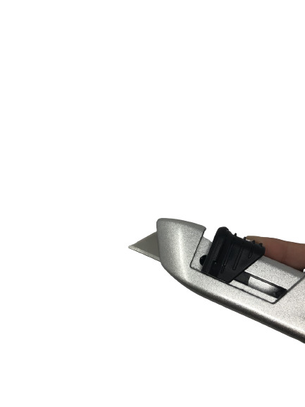 Cutter métallique avec retour de sécurité 18 mm MEDID - 966