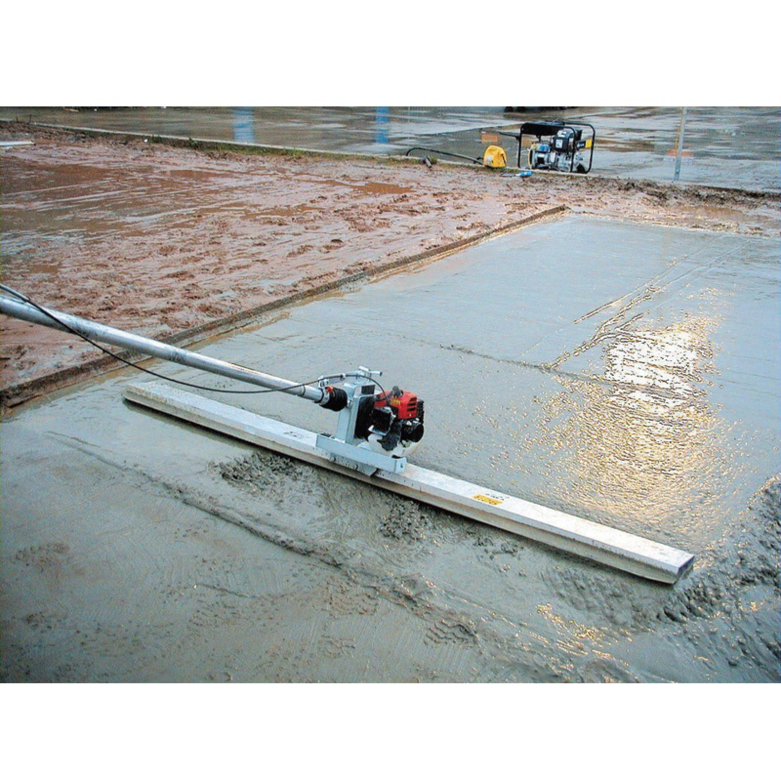 Règle vibrante aluminium 2 m ALTRAD H10660-2