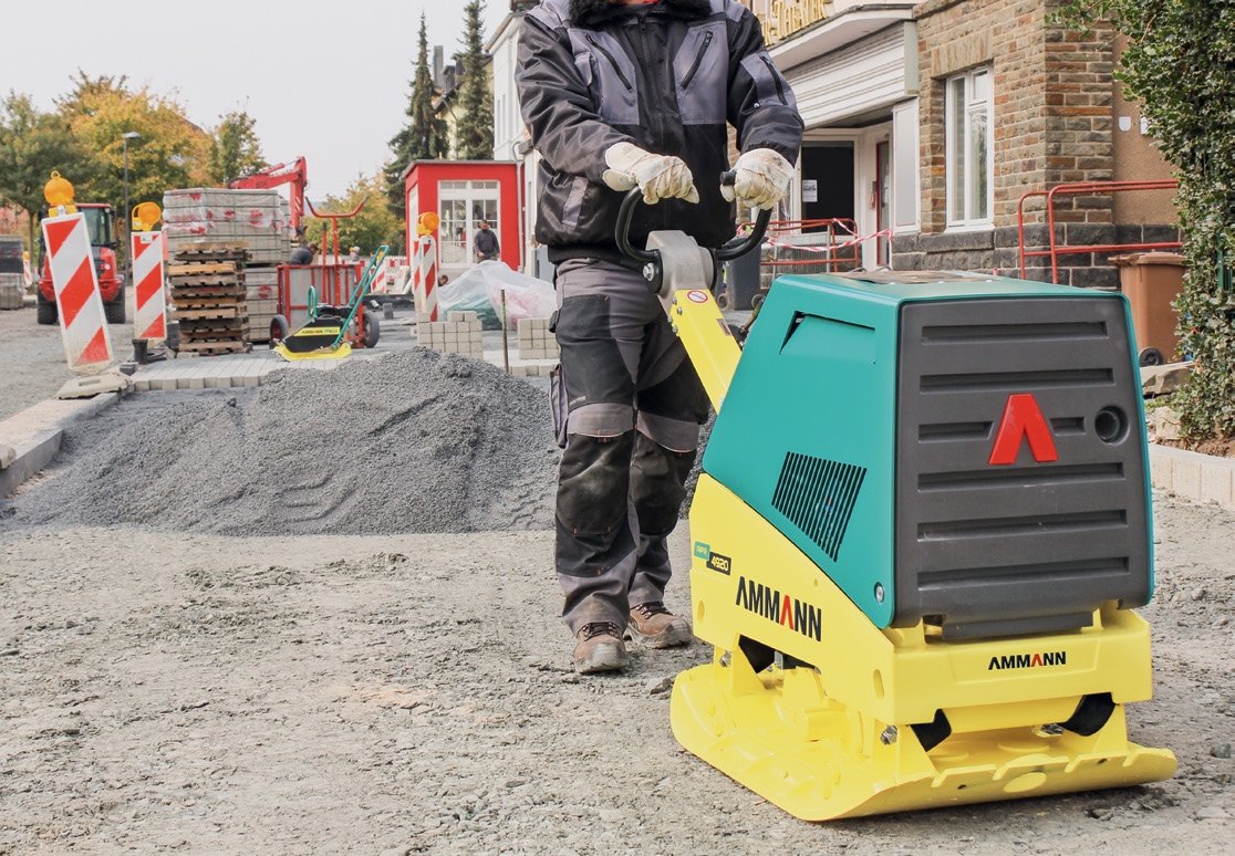 PLAQUE VIBRANTE RÉVERSIBLE APR 49/20 MOTEUR HATZ - AMMANN - AFM48AC2