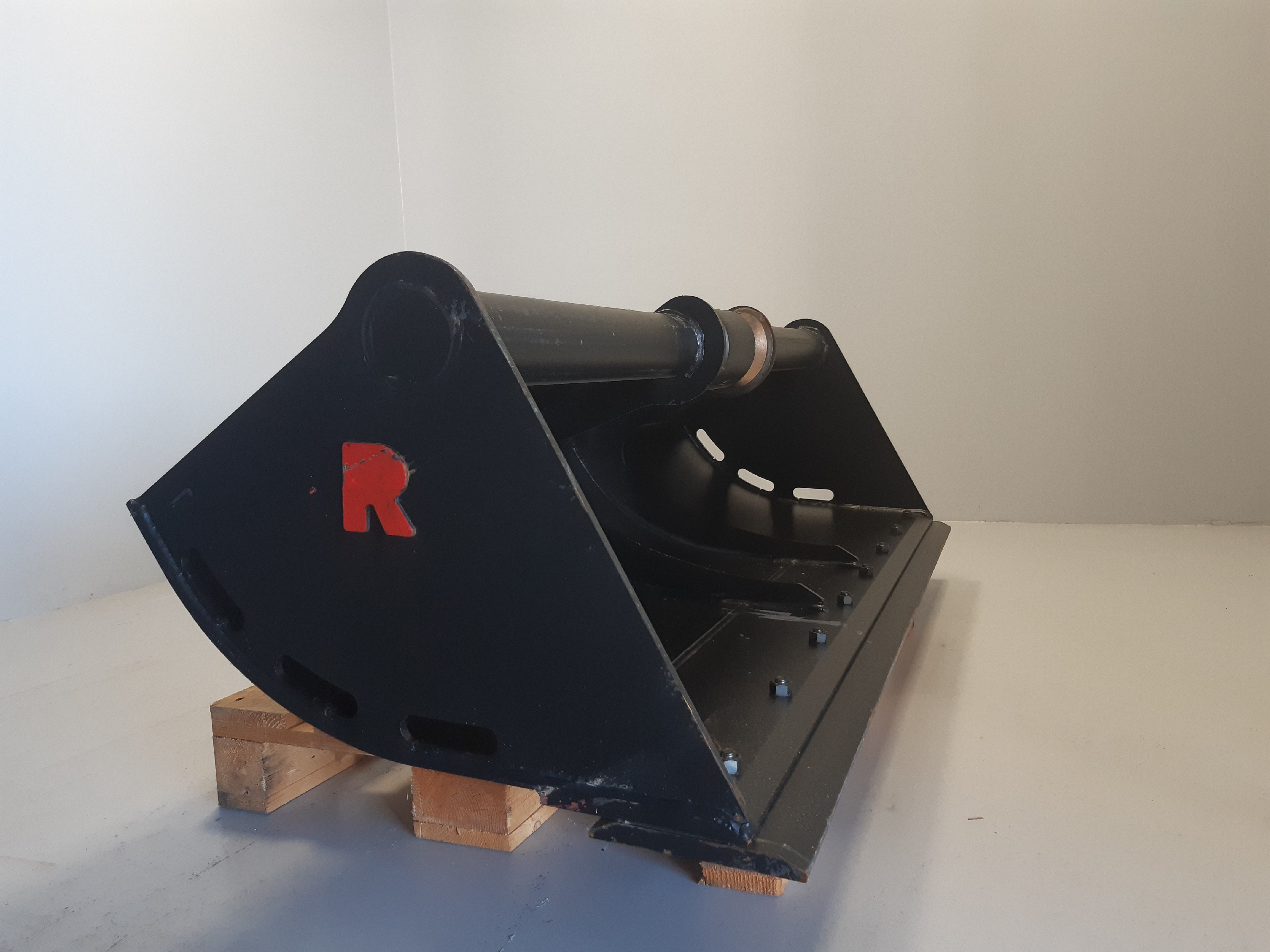 Godet de curage 1800mm avec contrelame boulonnée réversible pour Coupleur ACB Morin Module 3 - CM3 1800 CLB