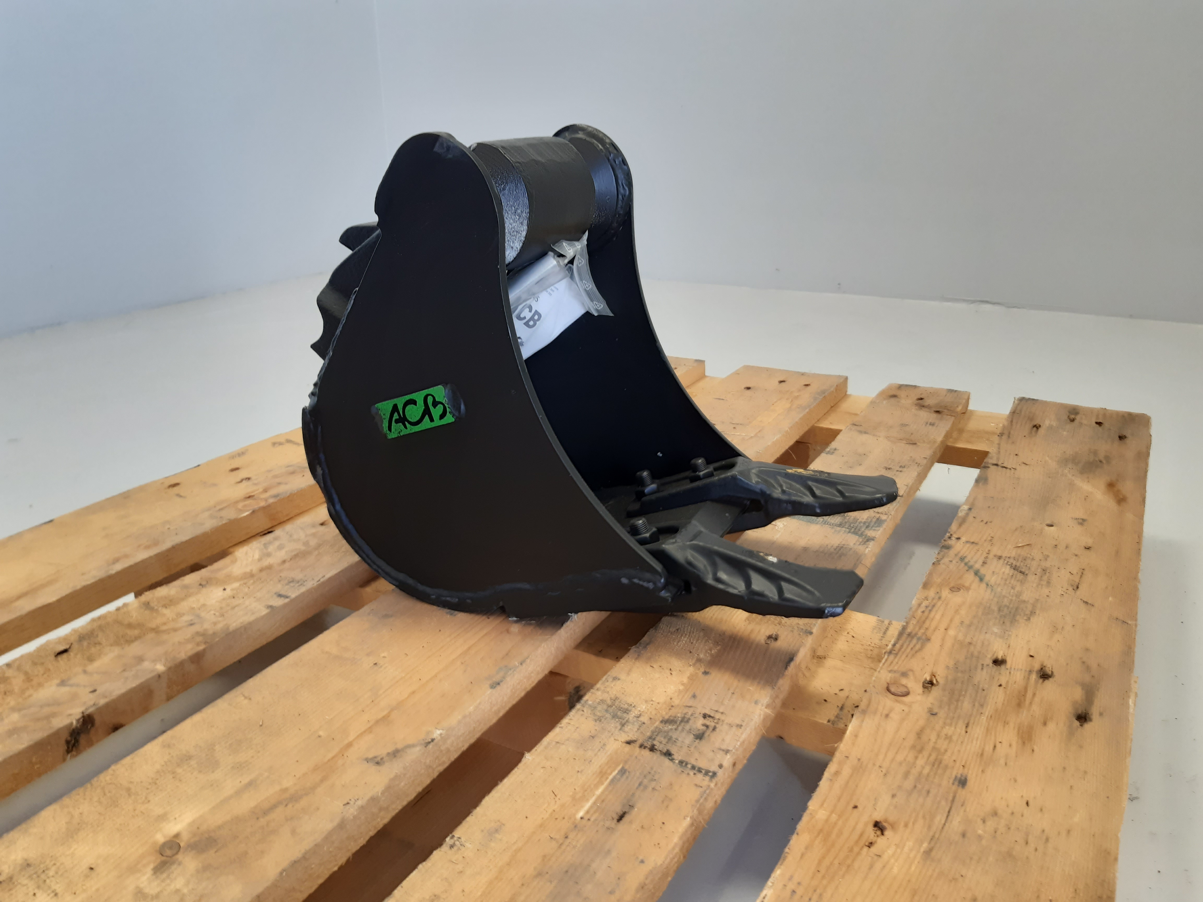 Godet 200mm dents DE365 17-7 pour Coupleur ACB Morin Module 0 - R00-200