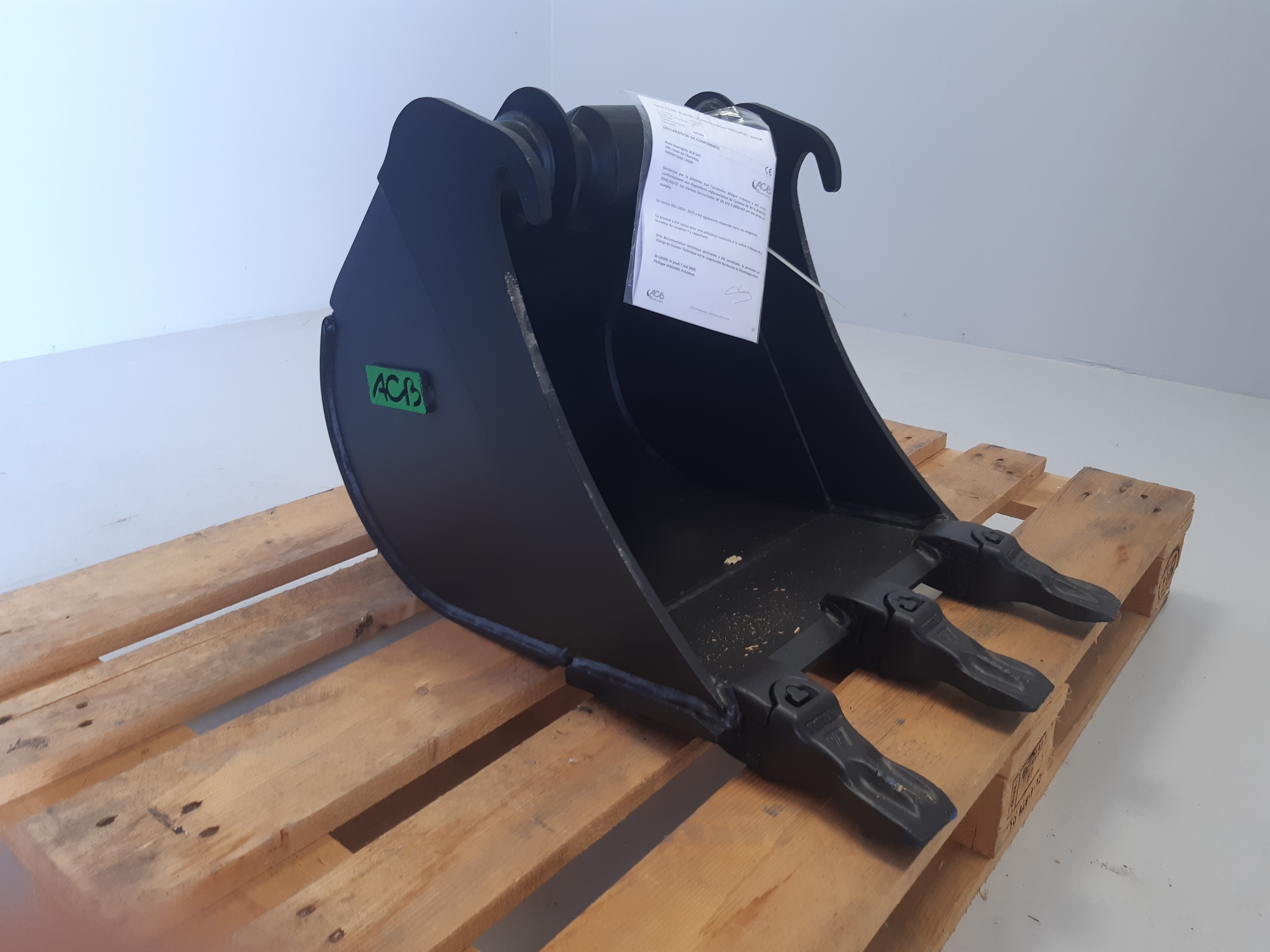 Godet de terrassement 450 mm ACB+ Module 1 M1 équipé de dents Feurst FK1TLR - R12450