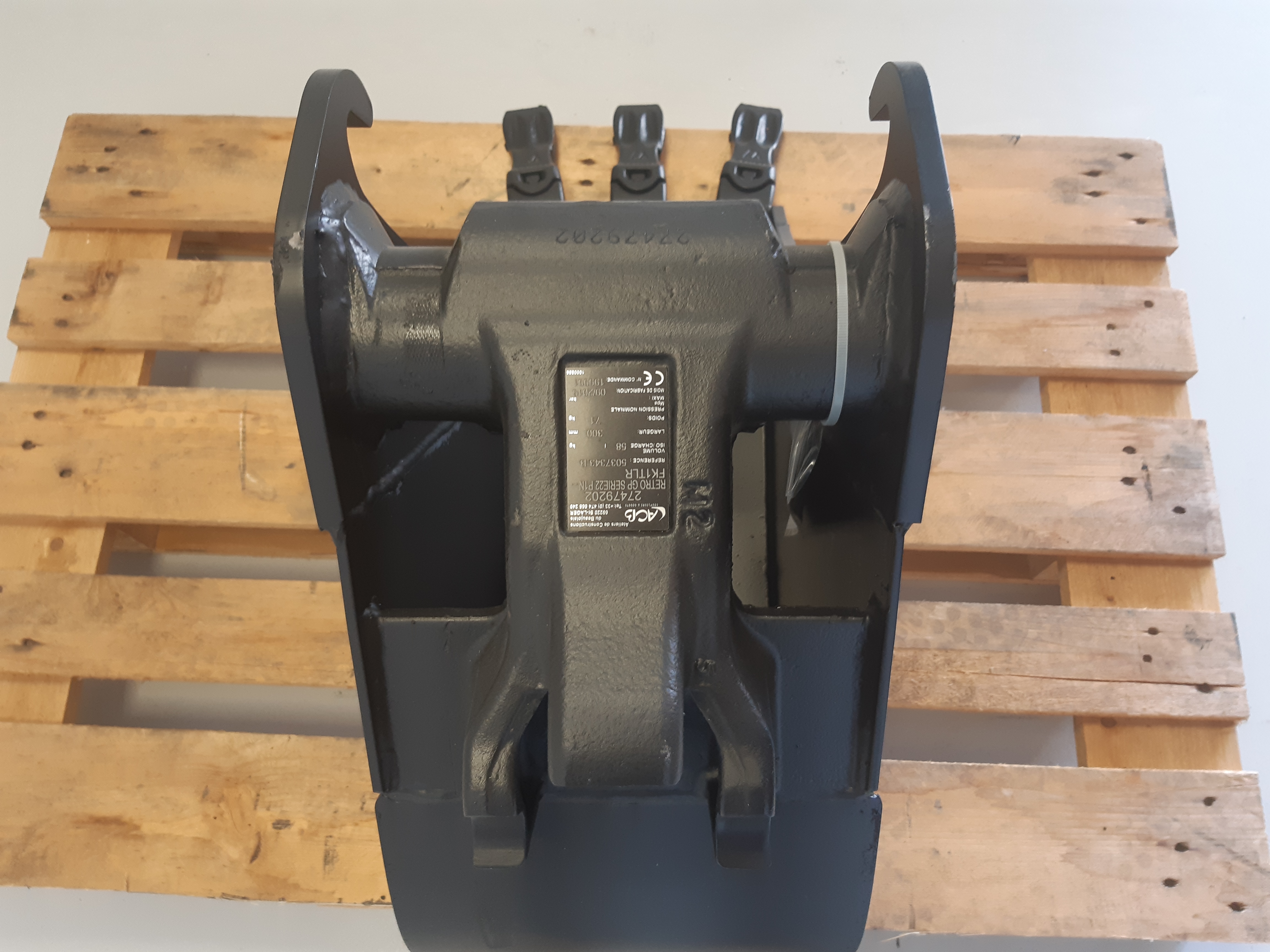 Godet 300mm dents Feurst FK1TLR pour Coupleur ACB Morin Module 2 - R22-300-FK1