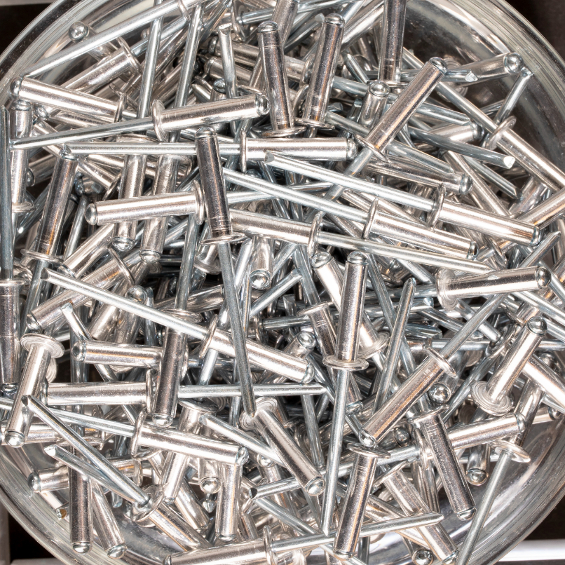 250 rivets standards à aluminium/acier à tête plate à Ø4x16mm - SCELL-IT - ASD4016