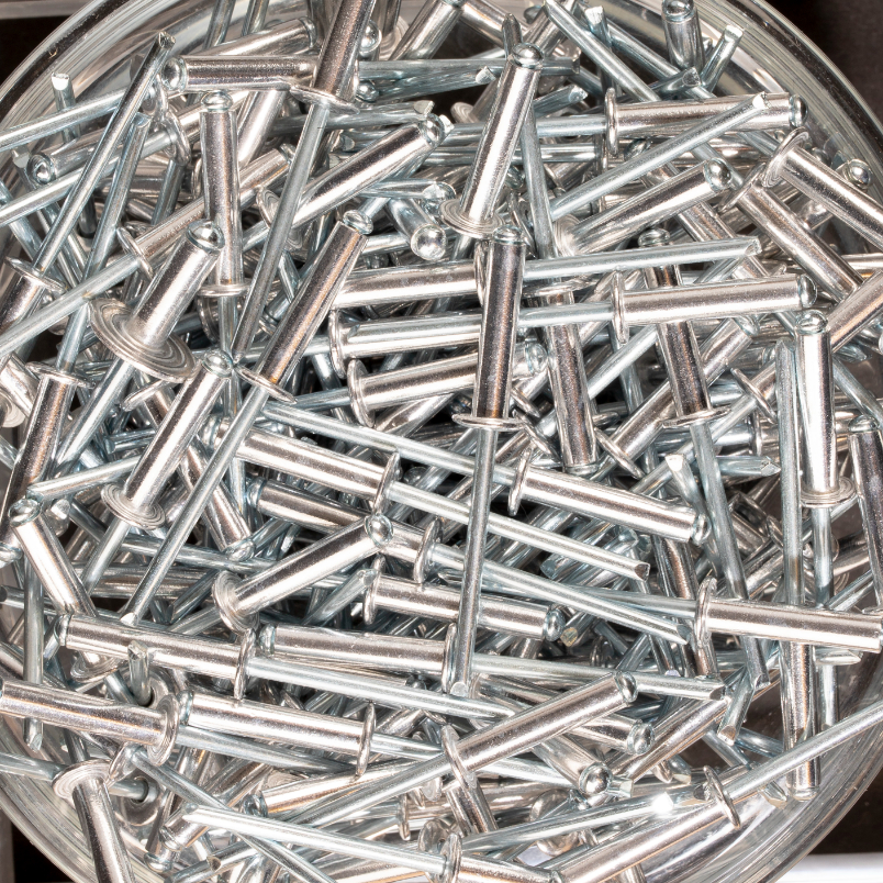 250 rivets standards à aluminium/acier à tête plate à Ø4x18mm - SCELL-IT - ASD4018